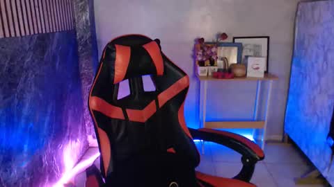 hazel_joy online show from September 28, 5:49 am