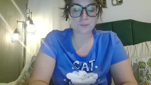 Hazel online show from April 1, 11:12 pm