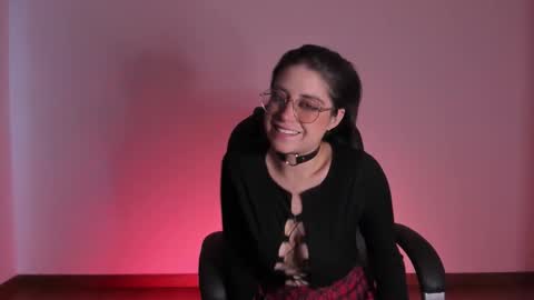 HazelKush online show from September 25, 8:49 pm