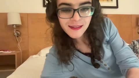 Hazel online show from July 25, 2:15 pm