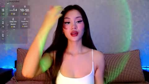 Snapshot of hea_jung chatting on March 4, 3:37 pm hea_jung online show from March 4, 3:37 pm