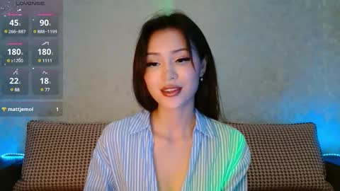 Snapshot of hea_jung chatting on December 17, 10:55 am hea_jung online show from December 17, 10:55 am