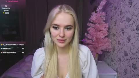 Snapshot of healing__girl chatting on December 28, 1:49 pm Valeria online show from December 28, 1:49 pm