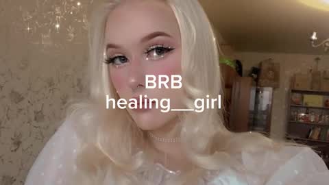 Snapshot of healing__girl chatting on December 22, 8:05 am Valeria online show from December 22, 8:05 am