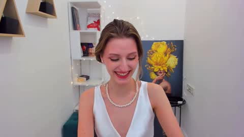 heartedlove_1 online show from February 22, 9:34 am