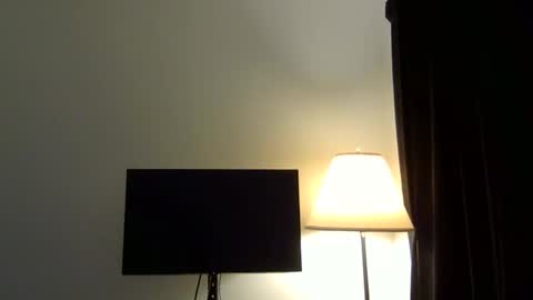 heatwavee online show from April 20, 4:32 pm