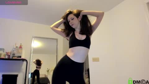 Snapshot of heaveniabb chatting on February 21, 4:07 am Helen online show from February 21, 4:07 am