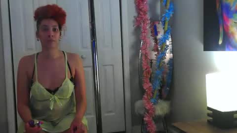 Heavenllyy online show from May 17, 12:42 am