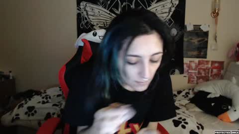 Snapshot of heavenlycreature chatting on January 3, 4:22 am Diana online show from January 3, 4:22 am