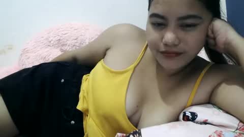 Snapshot of heavenlyeyes69 chatting on January 25, 12:06 am heavenlyeyes69 online show from January 25, 12:06 am