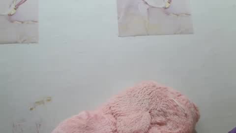 Snapshot of heavenlyeyes69 chatting on January 7, 6:14 pm heavenlyeyes69 online show from January 7, 6:14 pm
