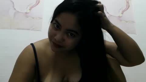 Snapshot of heavenlyeyes69 chatting on January 16, 8:36 pm heavenlyeyes69 online show from January 16, 8:36 pm