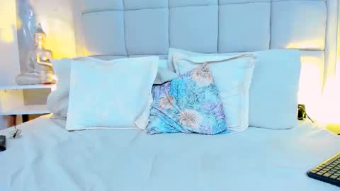 Keira Hecate online show from October 25, 10:43 pm