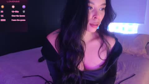 Snapshot of hecate_gh chatting on March 5, 9:04 pm Hecate online show from March 5, 9:04 pm
