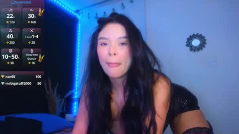 Snapshot of hecate_gh chatting on December 26, 11:35 pm Hecate online show from December 26, 11:35 pm