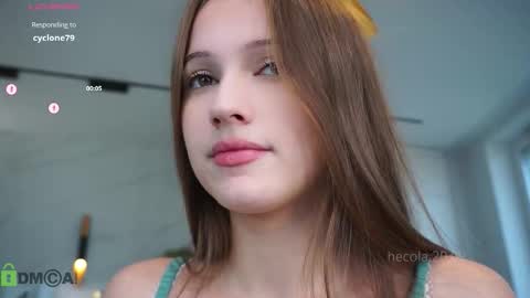Snapshot of hecola chatting on September 20, 12:30 pm Nika next stream 200pm GMT online show from September 20, 12:30 pm