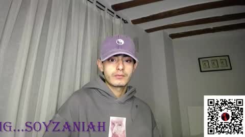 hefestion_ online show from November 16, 9:17 pm