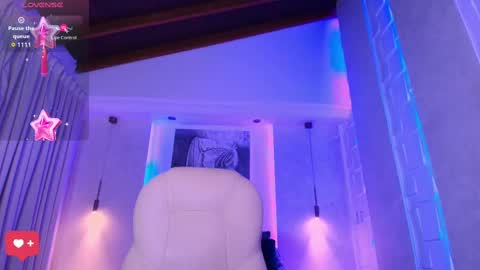 Heidy online show from September 20, 4:37 am