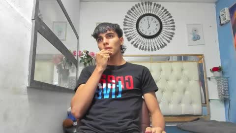 heiker_ online show from March 2, 2:19 am