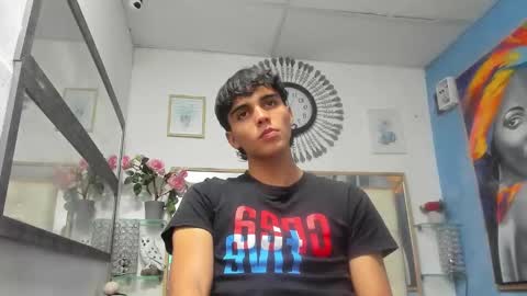 heiker_ online show from March 2, 5:54 am