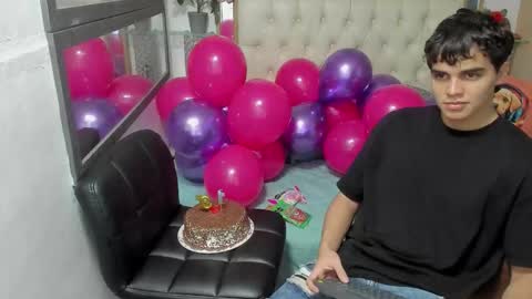 heiker_ online show from October 16, 3:28 am