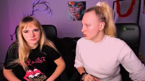 helen_shineee online show from December 18, 9:04 am