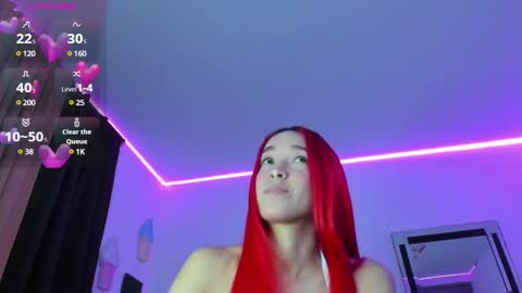 Snapshot of helenrivas1 chatting on February 9, 1:00 am Helen online show from February 9, 1:00 am