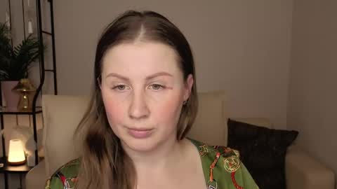 Helen online show from May 7, 9:05 am