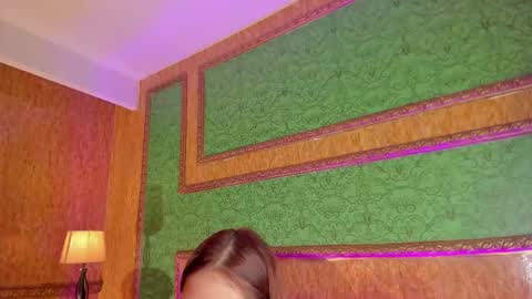 Helen or Hells online show from February 4, 3:16 pm