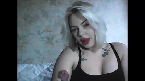 helga_now online show from February 6, 9:00 am