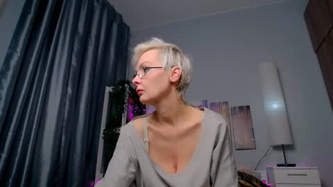 Helga online show from February 8, 4:14 am