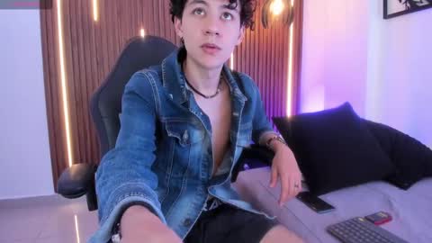 helios_obscuro online show from September 28, 4:16 pm