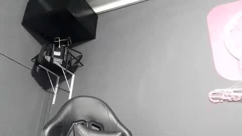 Eros online show from October 21, 9:25 am