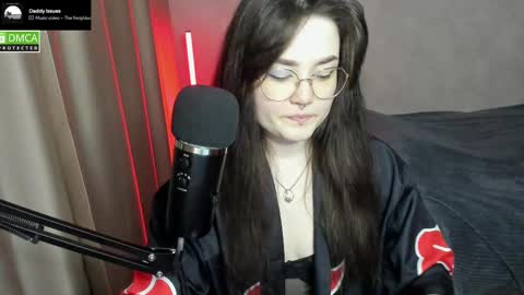 Snapshot of hell_hotline chatting on February 20, 6:57 pm Red online show from February 20, 6:57 pm