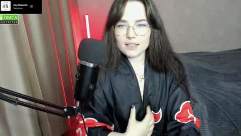 Snapshot of hell_hotline chatting on February 20, 10:04 pm Red online show from February 20, 10:04 pm