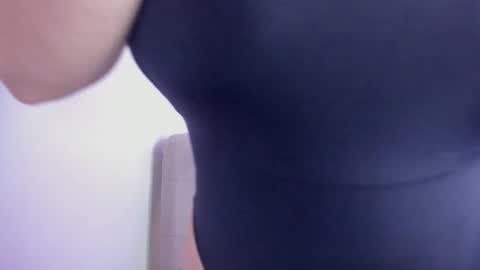 hellenamazing online show from December 20, 6:09 am