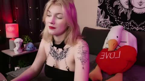 HellenHorny online show from March 6, 10:41 am