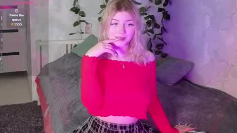 HellenHorny online show from September 13, 3:14 pm