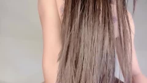 hello_mie online show from March 20, 3:50 pm