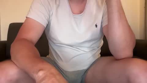 hellohowareyou66 online show from June 5, 7:08 pm