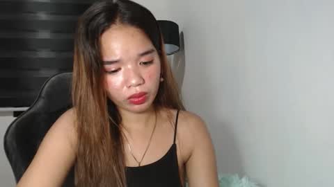 helloisme_richelyn online show from November 10, 1:58 pm