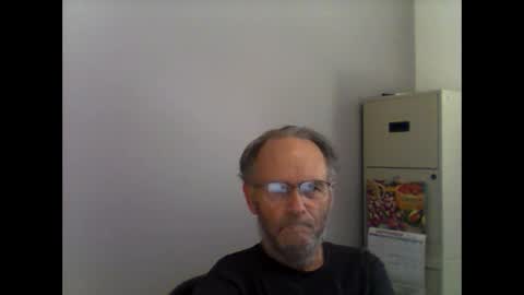 Snapshot of helopilot01 chatting on September 11, 10:11 pm helopilot01 online show from September 11, 10:11 pm