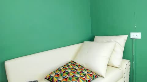 Snapshot of helsy_brunette chatting on September 16, 9:51 pm helsy_brunette online show from September 16, 9:51 pm