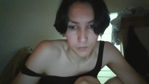 Snapshot of hencamx chatting on February 24, 7:55 am Eva online show from February 24, 7:55 am