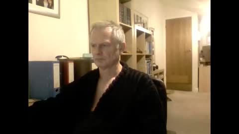 Snapshot of henri1964 chatting on September 18, 11:20 pm henri1964 online show from September 18, 11:20 pm