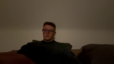 henrietje online show from December 3, 4:29 pm