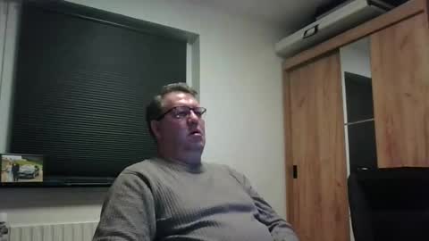 henrikrp1971 online show from February 10, 5:27 pm