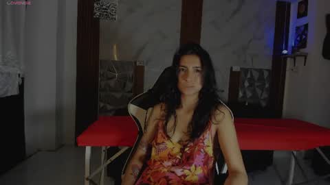 Hello I am Valentina independent Colombian model I love sensuality and pleasure welcome online show from July 4, 1:42 am
