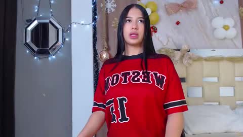 HERA online show from December 13, 10:05 pm