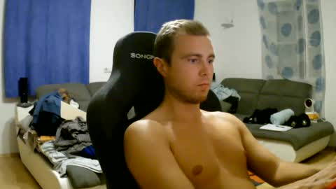 John Pearl online show from July 15, 7:51 pm